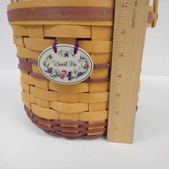 Vintage May Series Longaberger Sweet Pea basket - Picture 9 of 9